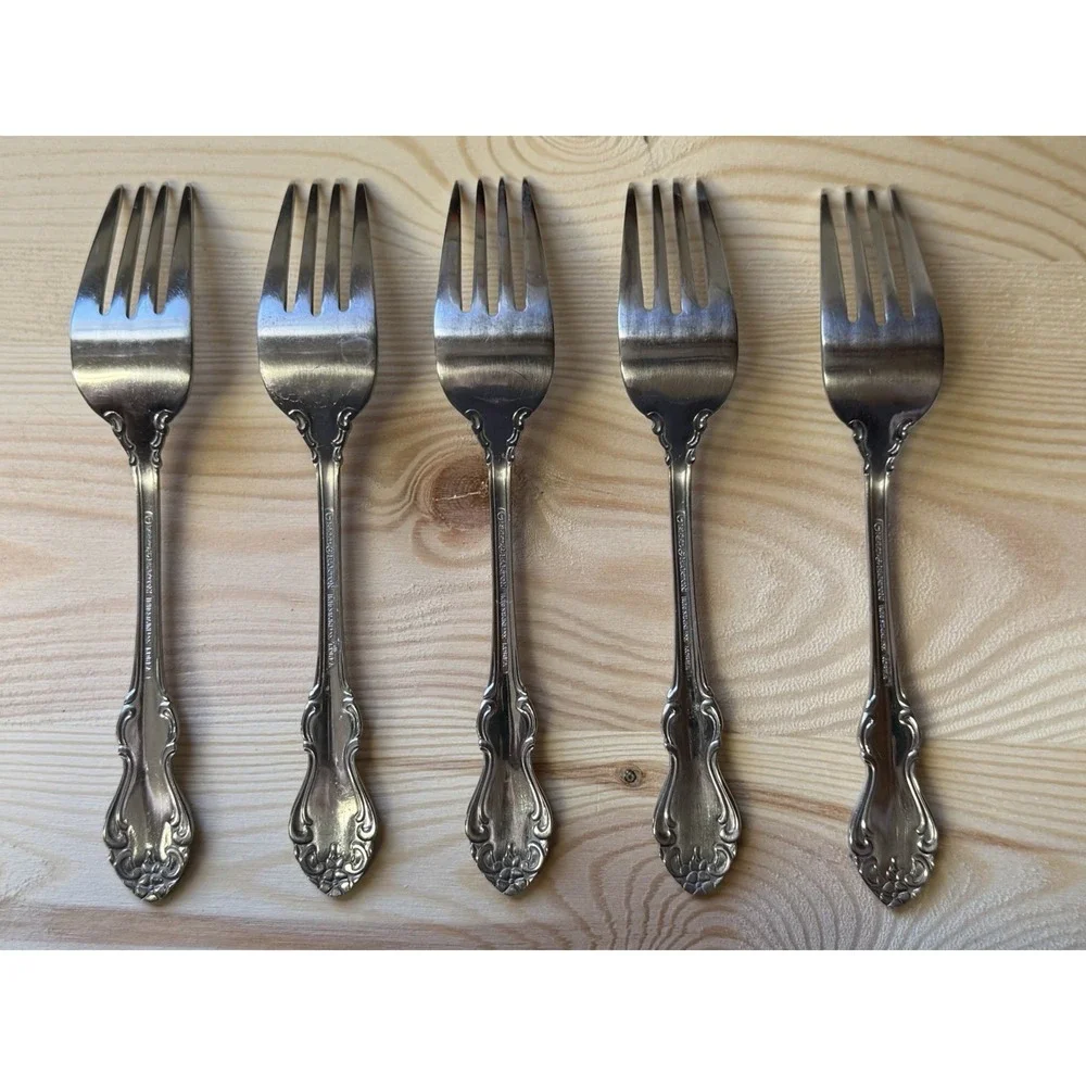 Reed & Barton HIGHGROVE Silverware 18/10 Stainless 5 Salad Forks DISCONTINUED